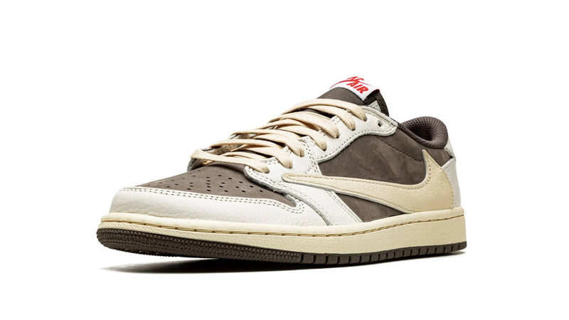 Travis Scott x Wmns Jordan 1 Retro Low OG SP 'Canary'