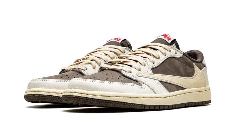 Travis Scott x Wmns Jordan 1 Retro Low OG SP 'Canary'