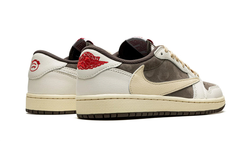 Travis Scott x Wmns Jordan 1 Retro Low OG SP 'Canary'